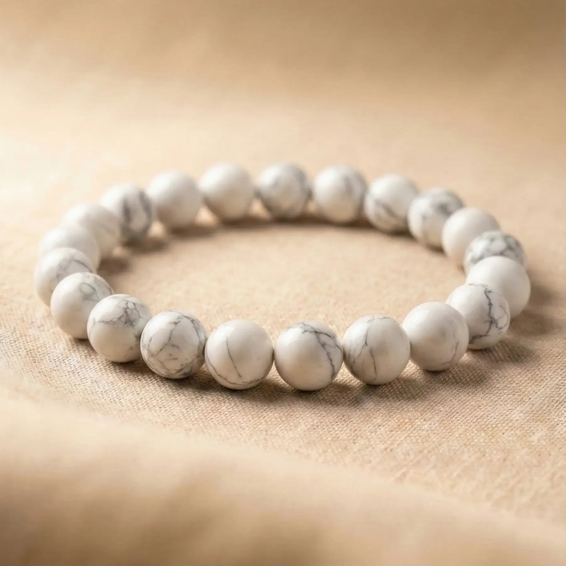 Bracelet Perles Howlite Blanche Et Bouddha Doré 8mm - Apaisement, Sommeil, Neuf Avec étiquettes