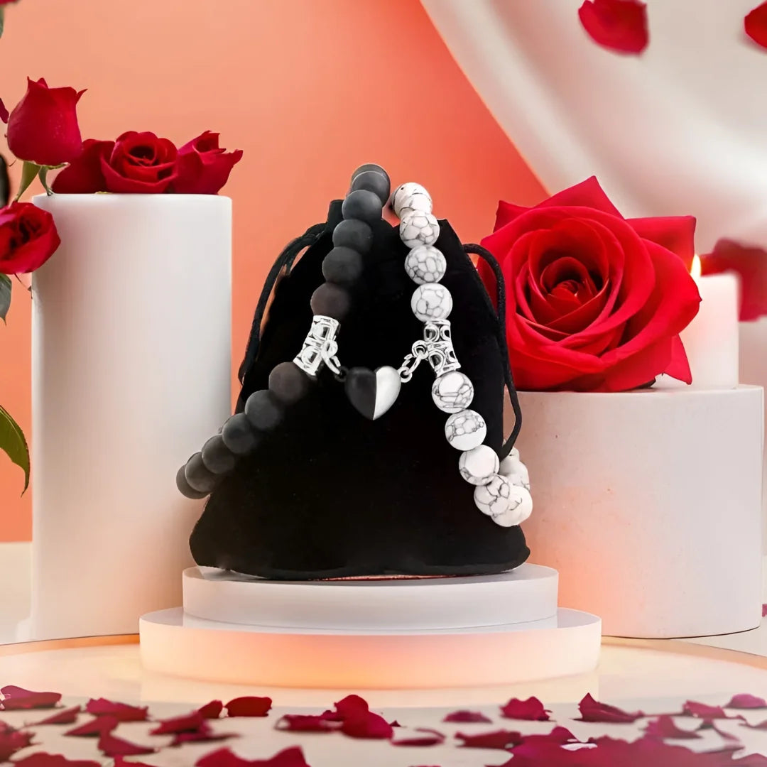 BRACELETS AMORE - Howlite & Onyx