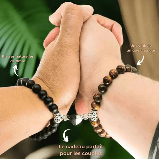 Bijoux AMORE Antaluna portés par un couple – lien symbolique