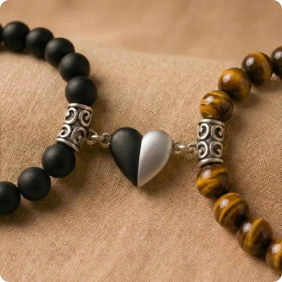 Bracelet couple AMORE Antaluna en onyx noir et œil de tigre avec cœur aimanté