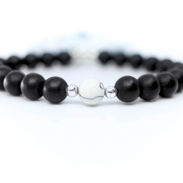 Bracelet AMORE en perles d’Onyx noir – simplicité et force
