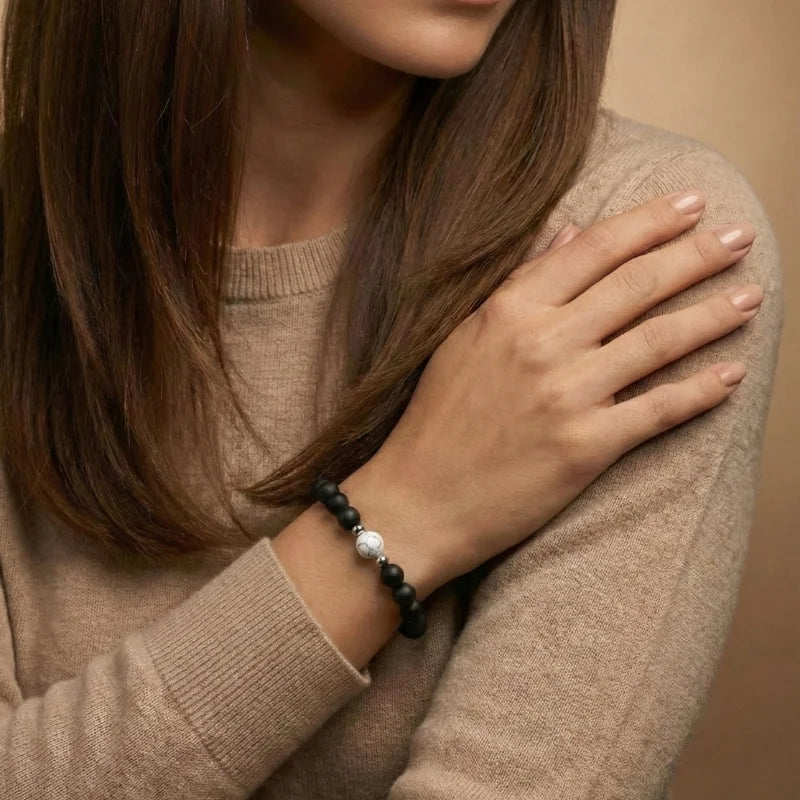 BRACELETS AMORE - Howlite & Onyx